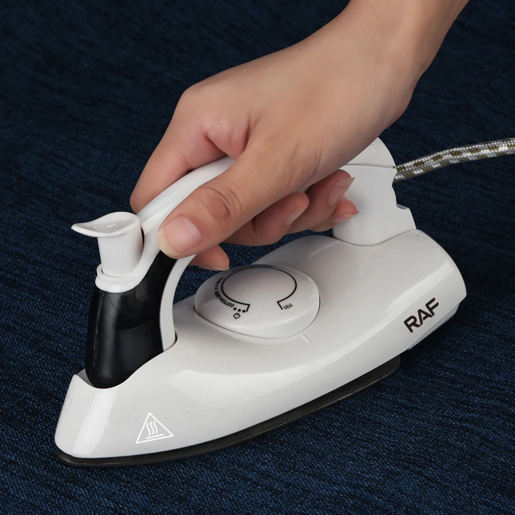 Electric Travel Steam Iron RAF R.1266 Portable Foldable Travel Steam Iron – 800W Compact Electric Iron with Ceramic Soleplate